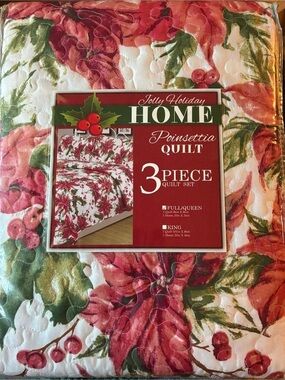 Jolly Holiday Home Poinsettia Quilt Set 3-Piece Full/Queen Shams Blanket